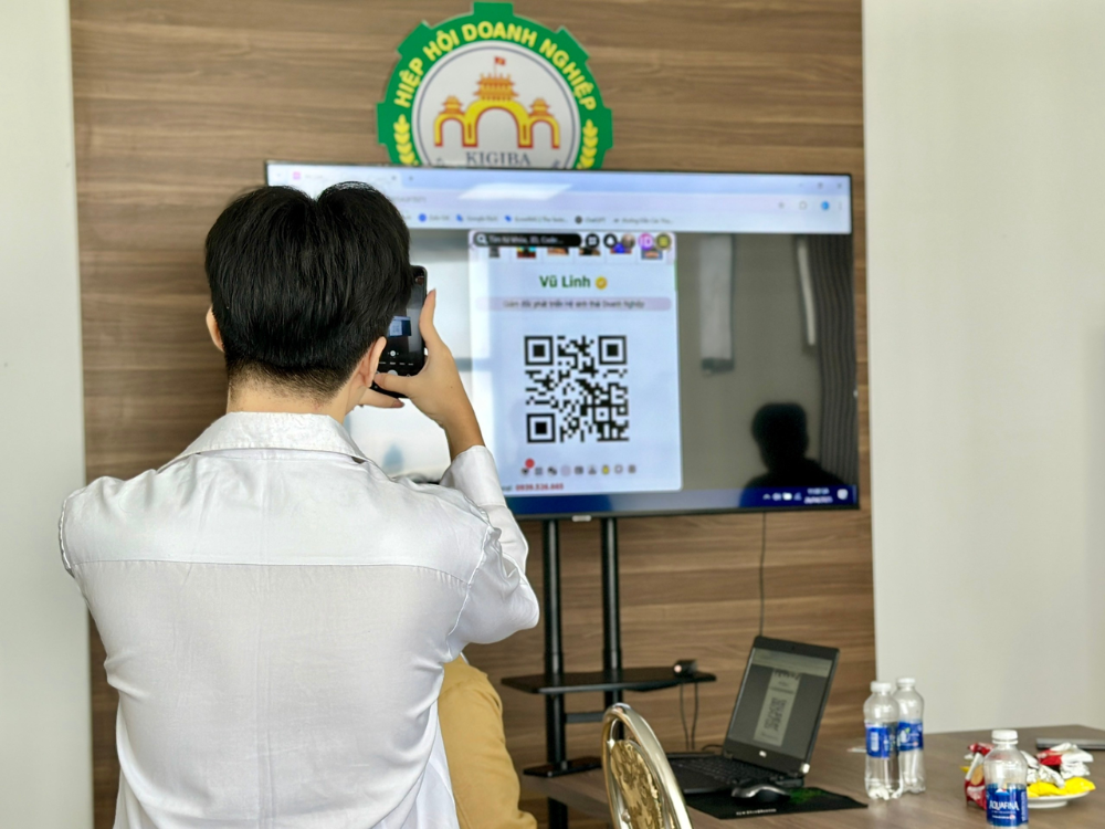 Chia sẻ nền tảng và giải pháp kinh doanh